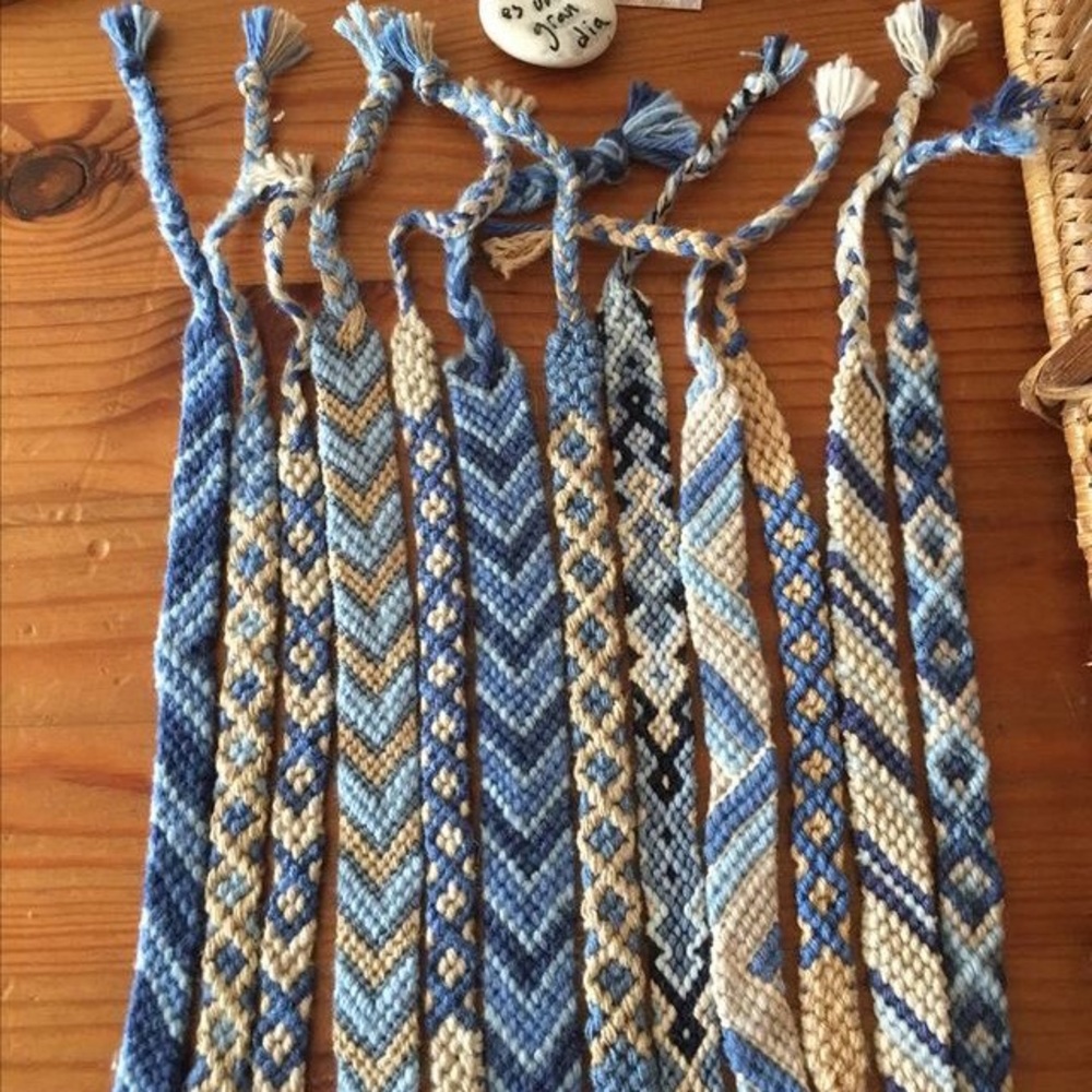 HANDMADE BRACELETS - Picture 3 of 4
